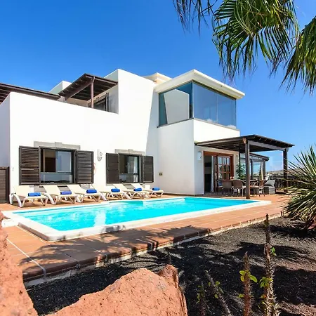 Hipoclub Villas,
