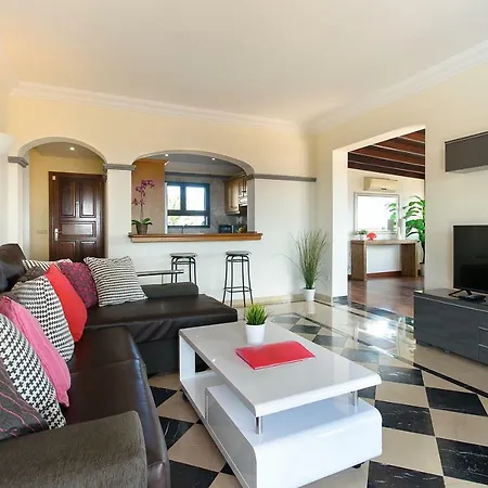 Hipoclub Villas,