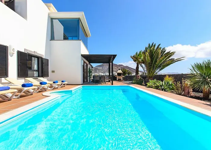 Villa Hipoclub Villas,