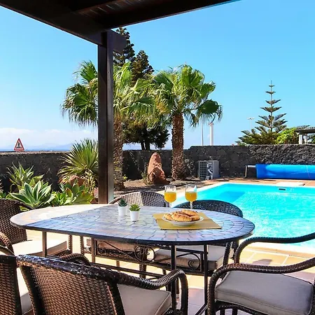Hipoclub Villas,